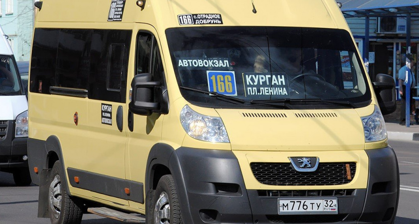 В Брянской области «прикрыли» межмуниципальные перевозки, оставив пригород Брянска без транспорта