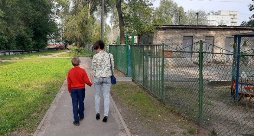 C 1 сентября родители дошкольников будут получать 100% оплату больничного по уходу за детьми – «ЕР»