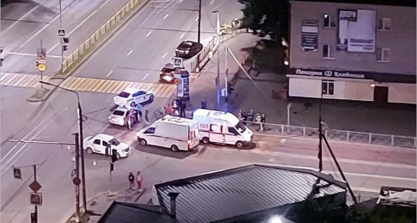 В Брянске «Логан» влетел в мотоциклиста