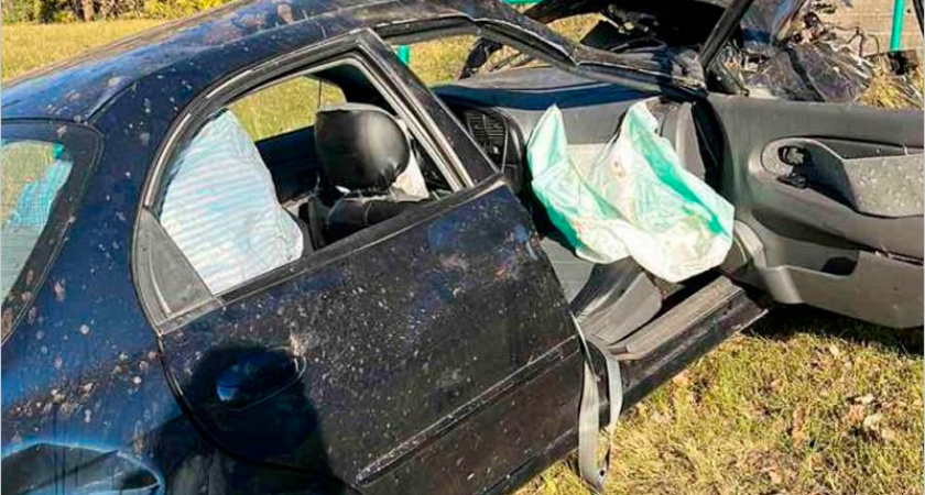 В аварии под Карачевом тяжёлые травмы получили пассажиры легковой машины