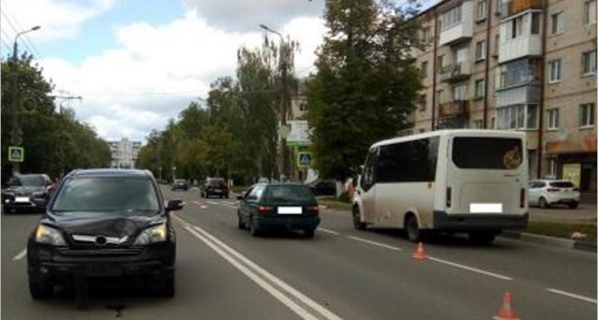 В Брянске женщина погибла на пешеходном переходе