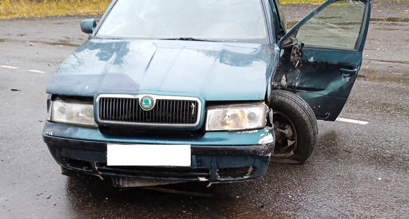 ДТП в Клинцах: водитель неудачно развернулся — прямо в больницу с тяжёлыми травмами