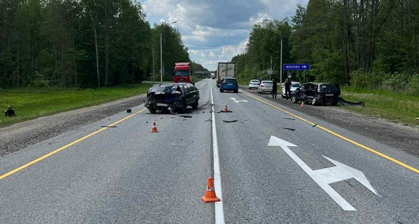 Под Почепом улетел в кювет Opel Astra. Водитель жив