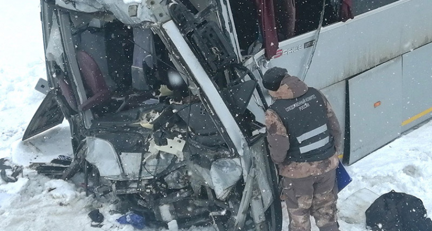 Новая дорога «Брянск-I – Брянск-II» спровоцировала своё первое ДТП: в утиль отправлен «синий» автобус