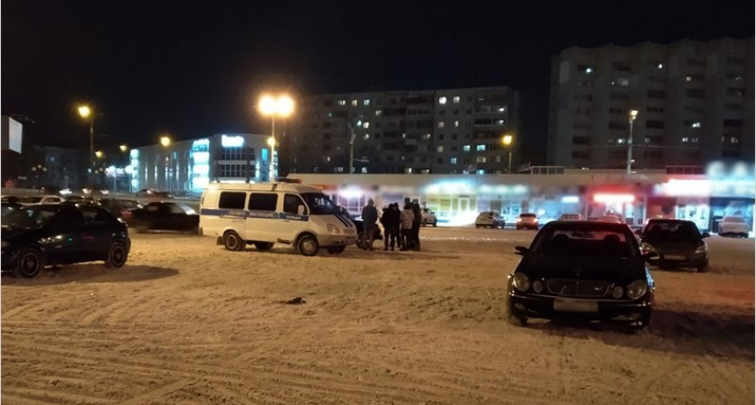 За одну ночь брянским полицейским на парковках ТЦ попались 18 дрифтеров