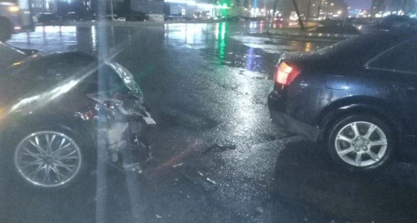 В ДТП на улице Горбатова в Брянске 17-летняя пассажирка повредила позвоночник