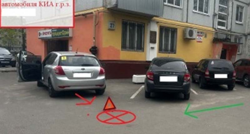 В Брянске две иномарки, сдавая назад, сбили двух пенсионерок