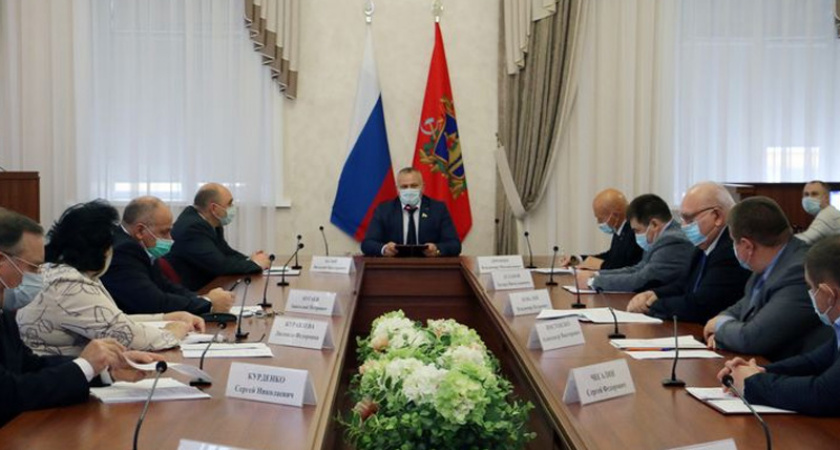Брянские депутаты расписали работу над бюджетом-2021