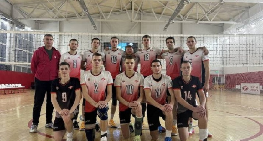 Волейболисты брянских «Спартака» и «Охотно» выиграли свои группы на первом этапе первенства России