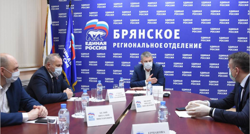 «Единая Россия»: Врачи помогают людям и сами нуждаются в помощи — это правильно и честно