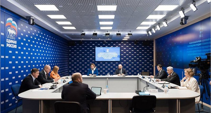 Карелин, Львова-Белова, Мухаметшин: в федеральный оргкомитет праймериз «Единой России» войдут общественники