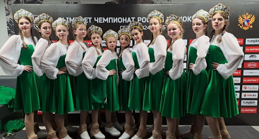 Команда брянских фигуристок приняла участие в турнире шоу-программ в Самаре