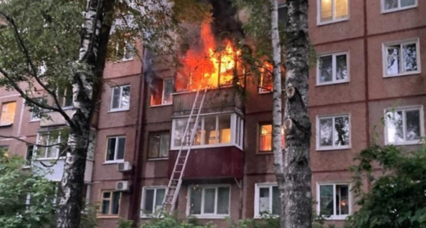 В Брянске выгорела квартира в многоэтажке по проспекту Ленина. Погибла женщина