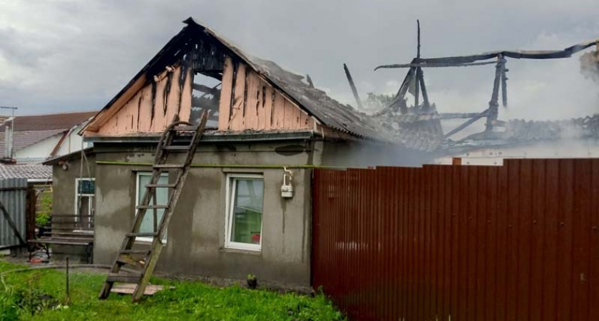 В Толмачево под Брянском жилой дом остался без крыши
