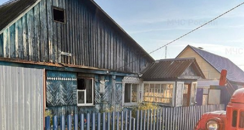Пожар в Брянске: горел дом в Радице-Крыловке, жертв нет