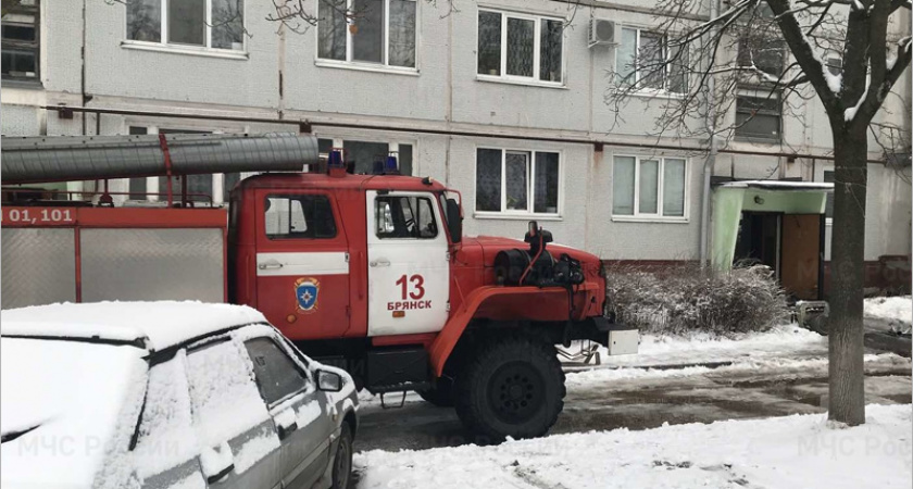 Жертвой пожара в квартире в Бежице стал один человек