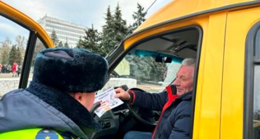 Брянские дорожные полицейские вышли на самую длинную в году «охоту» за пьяными водителями