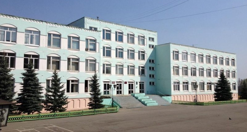В Брянске прокуратура проверяет сообщения о массовом отравлении учеников гимназии №3