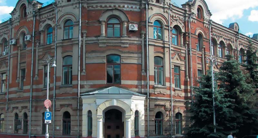 Брянская налоговая прекратит приём в здании женской гимназии братьев Могилевцевых