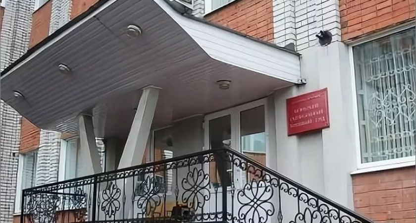 Рядовой войсковой части в Клинцах осуждён за вымогательство у сослуживца