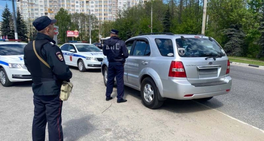 Брянская полиция напомнила жителям о «правилах поведения» 9 мая