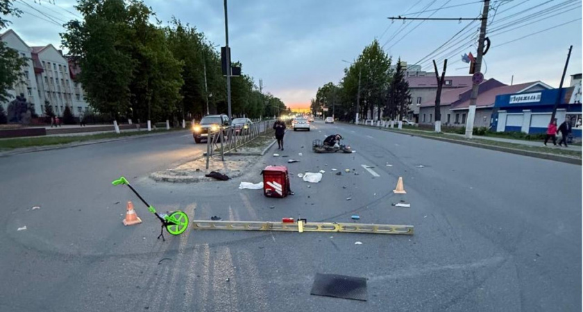 В Брянске электровелосипед выехал под иномарку, водитель в реанимации