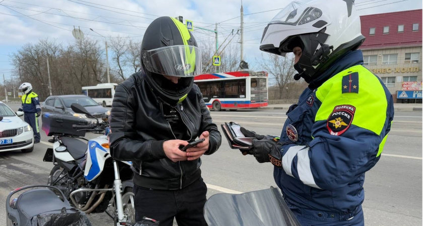 Дорожная полиция Брянска 23 мая устроит «охоту» на мотоциклистов