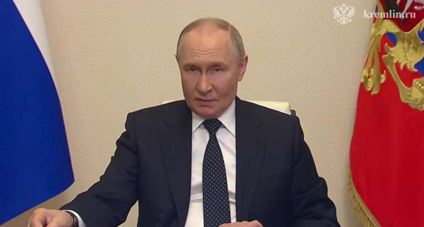 Владимир Путин назвал подрывы поездов в Брянской и Курской областях терактом