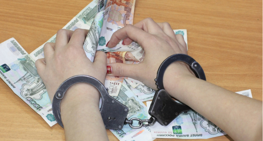 В Брянске вступил в силу приговор экс-главбуху горбольницы №1 за взятки и коррупцию