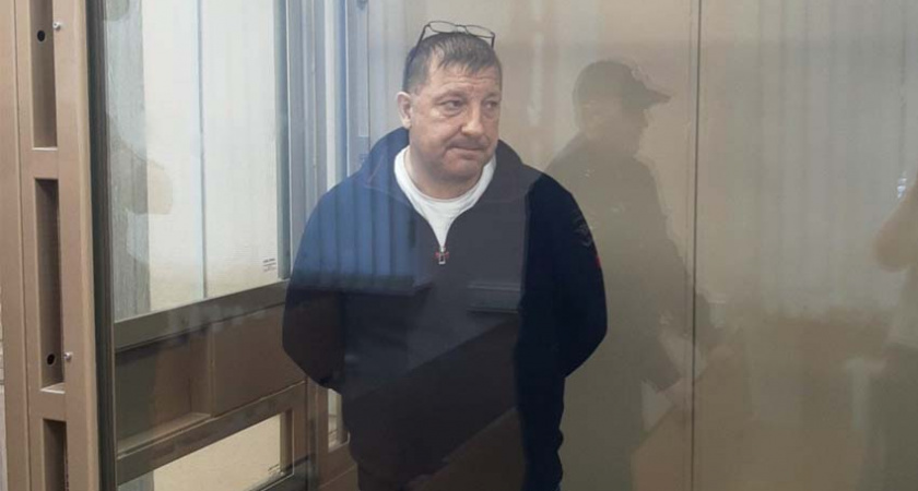 Погоревшему на взятках брянскому чиновнику Чепикову добавили статью «о превышении полномочий»