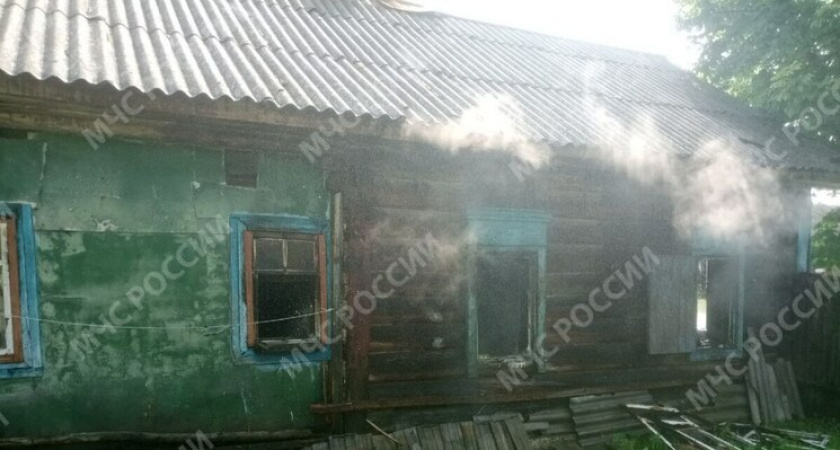 Пожар унес жизни двух человек в Брянской области