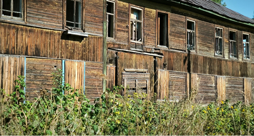 В Брянской области ликвидировали опасное заброшенное здание