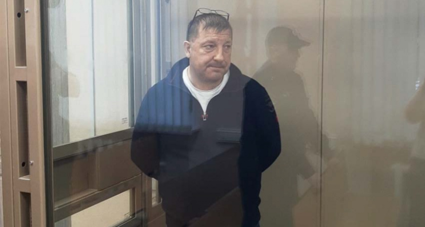 Брянская прокуратура добивается увольнения погоревшего на взятках чиновника Чепикова, теперь через суд