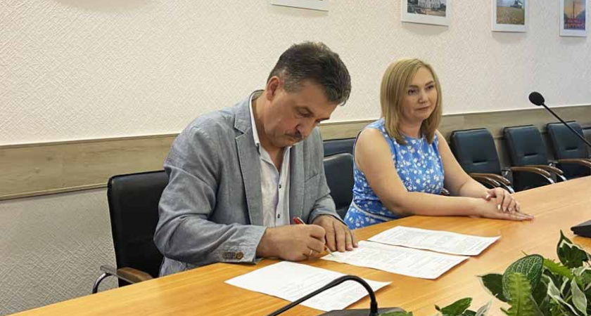 Андрей Архицкий последним из кандидатов в брянские губернаторы сдал подписи «муниципального фильтра»