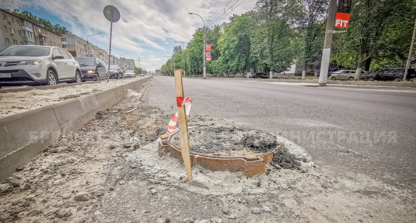 На проспекте Московском в Брянске уложили первый слой асфальта