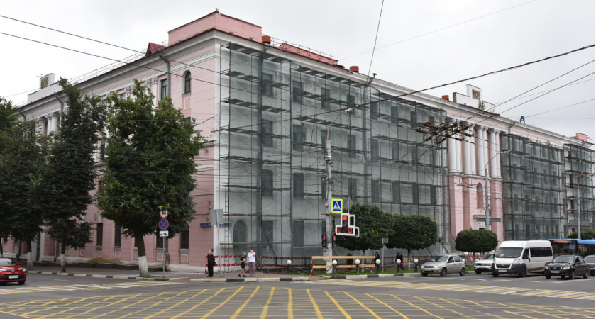 В учебном корпусе брянской Сеченовки монтируют вентиляцию, на подходе — отопление