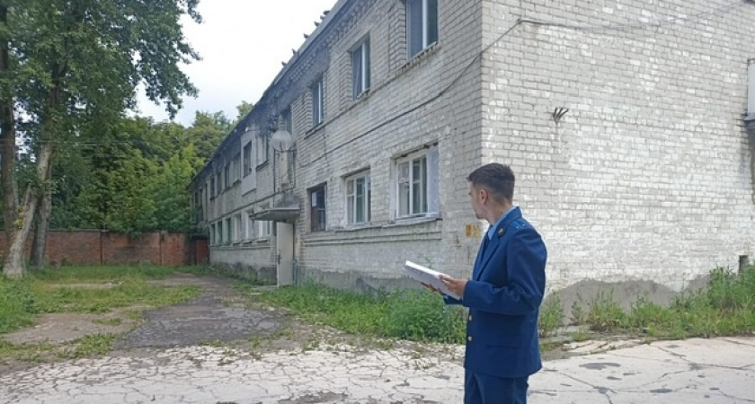 Брянская прокуратура добивается расселения аварийного дома в Фокино