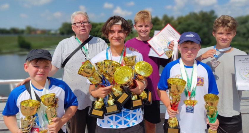 Брянские судомоделисты завоевали россыпь наград на чемпионате и первенстве мира в Коломне
