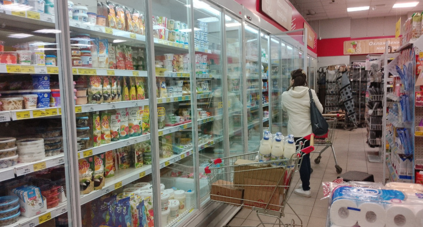 Настоящий Светофор в Беларуси: зашёл за покупками на 2255 рублей. 