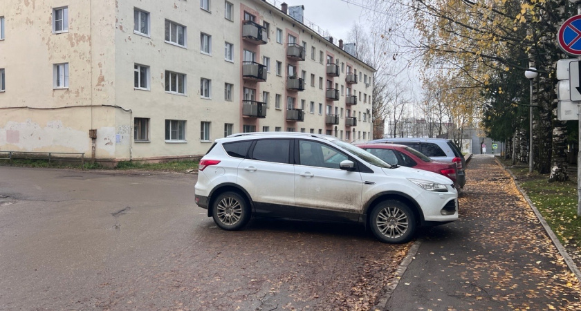 Дилеры не могут распродать Kia и Hyundai 2022 года — зачем ждать обратно корейские и японские марки?