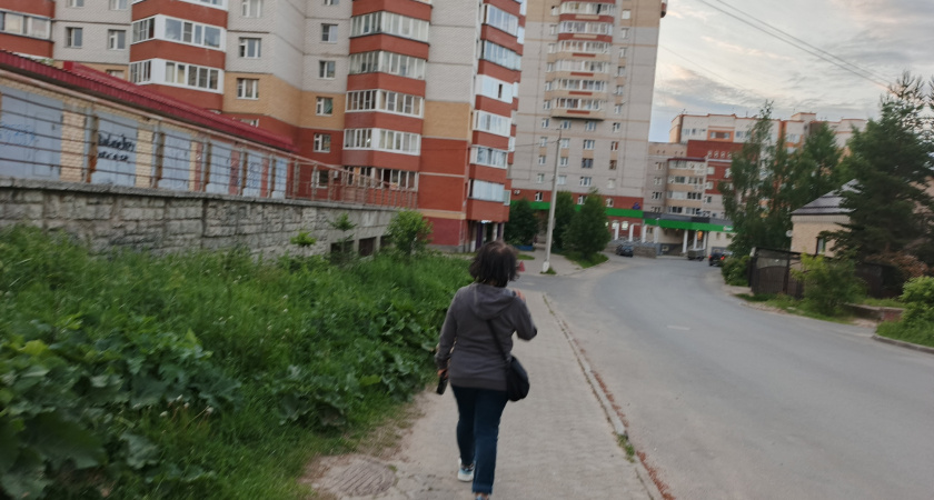 Тем, у кого есть пожилые родители: должны прочитать это хотя бы раз в жизни мудрое стихотворение Дементьева - чтобы потом не жалеть