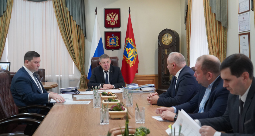 Брянская область укрепляет позиции в сфере газоснабжения: губернатор обсудил с руководством "Газпром межрегионгаз" перспективы развития