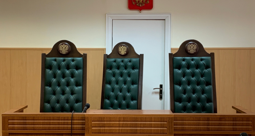 Брянский суд вынес приговор выданным из Черногории взяточникам