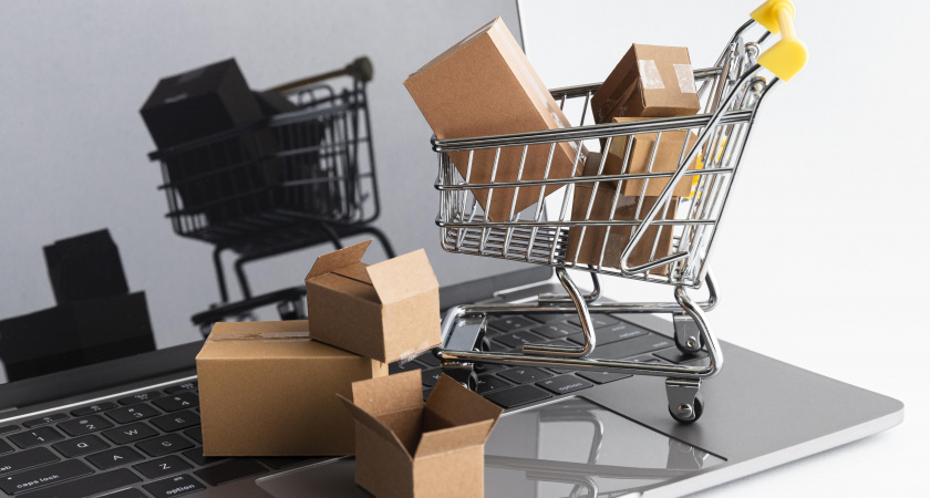 17 полезных находок с AliExpress для работы, поездок и отдыха: от смартфона до беспроводной пилы