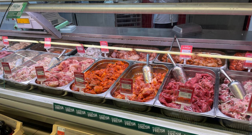 Россияне массово стали покупать это мясо: в разы полезнее, дешевле курицы - и продлевает жизнь