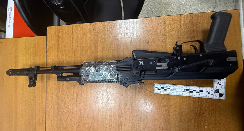 Житель Брянска ответит перед судом за хранение автомата Калашникова
