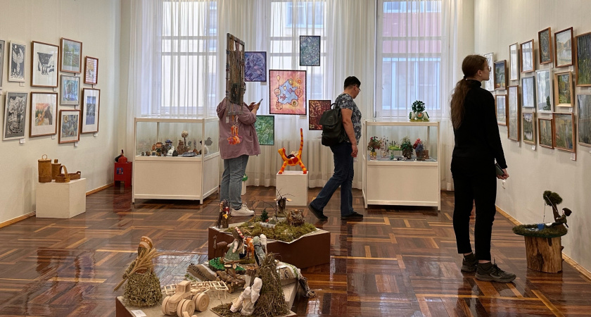 В Брянской области студенты творчески представили достижения региона