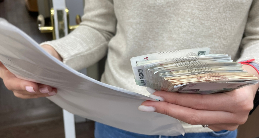 Брянские приставы взыскали 3 миллиона рублей с неплательщиков за коммунальные услуги