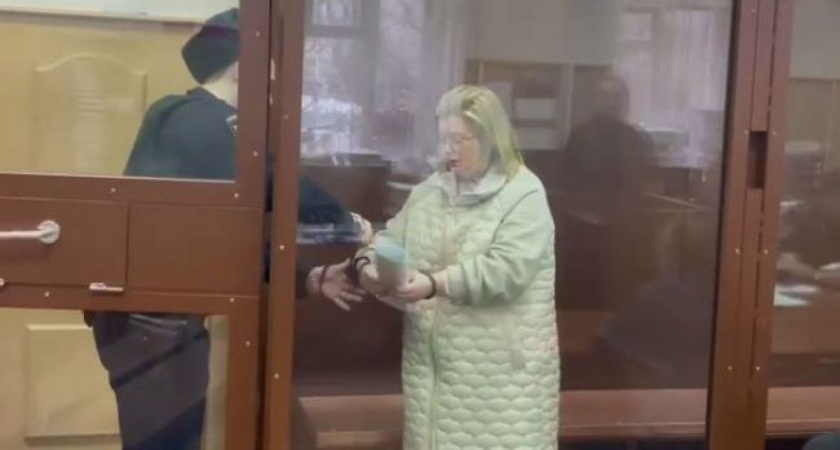 Брянский областной суд перенес рассмотрение апелляций осужденных экс-заместителей главы региона