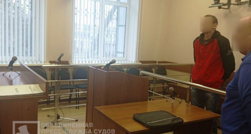 Брянец пытался шантажом вернуть деньги у бывшей девушки после расставания